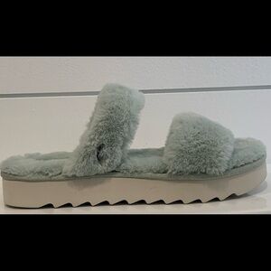 koolaburra BY UGG NEW WOMEN’S FUZZ-ON SLIDE SANDALS SLIPPERS PALE AQUA